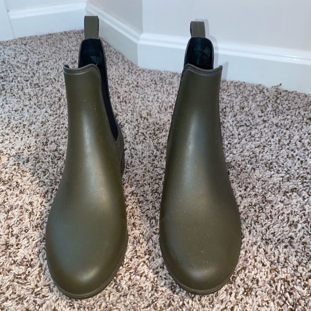 Target rain boots